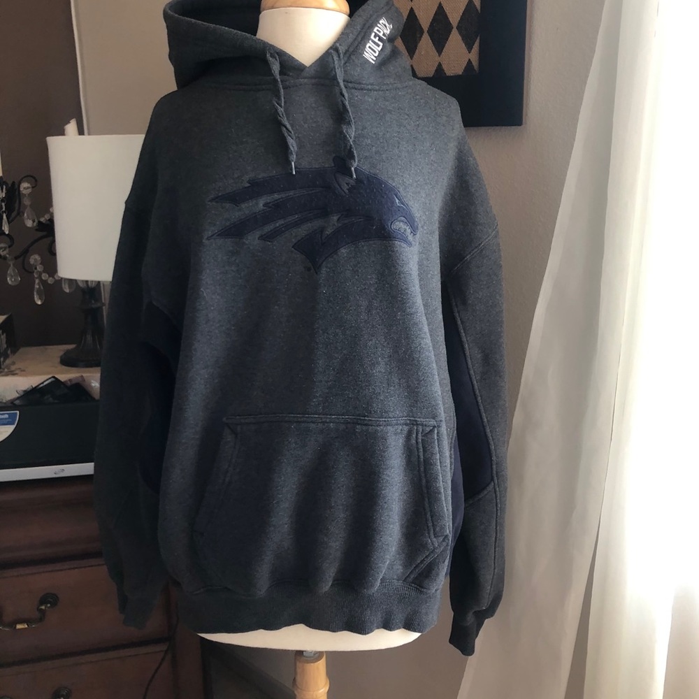 Nevada Wolf Pack XL Hoodie thick sweatshirt